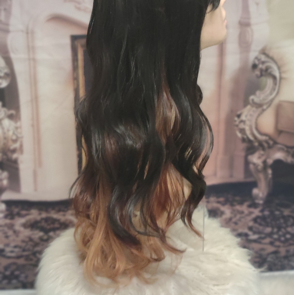 Wig - Picture 4 of 6